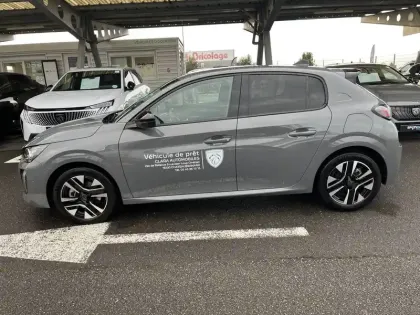 Photo 7 Peugeot 208  Hybrid 136 e-DCS6