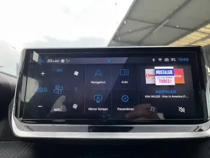 Photo 27 Peugeot 208  Hybrid 136 e-DCS6