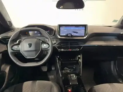 Photo 32 Peugeot 2008  PureTech 130 S&S EAT8