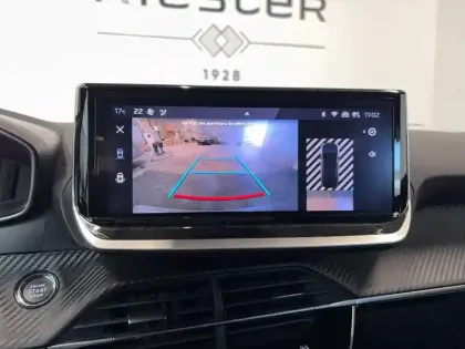 Photo 14 Peugeot 2008  PureTech 130 S&S EAT8