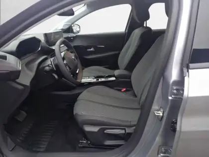 Photo 10 Peugeot 208  Hybrid 100 e-DCS6