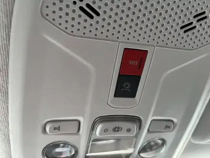 Photo 59 Peugeot 208  Hybrid 100 e-DCS6