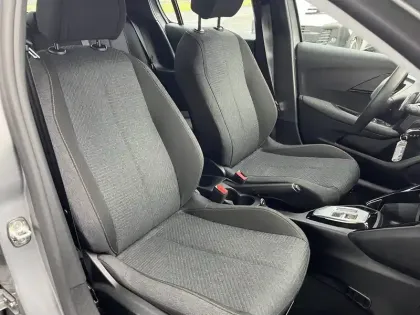 Photo 13 Peugeot 208  Hybrid 100 e-DCS6