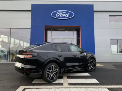 Photo 25 Ford Capri  AWD Extended Range 79 kWh 340 ch