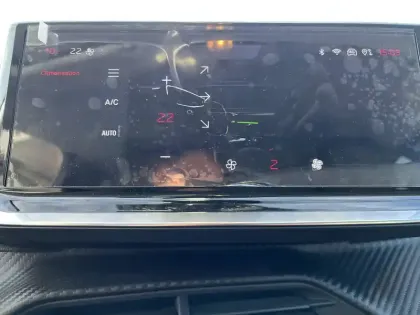 Photo 57 Peugeot 208  100 S&S BVM6