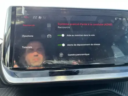 Photo 56 Peugeot 208  100 S&S BVM6