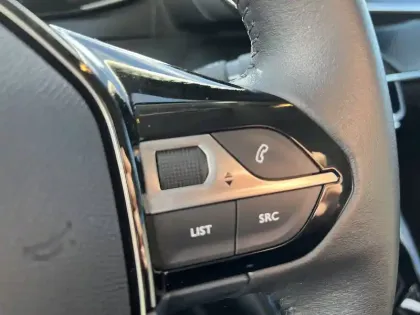 Photo 30 Peugeot 208  100 S&S BVM6