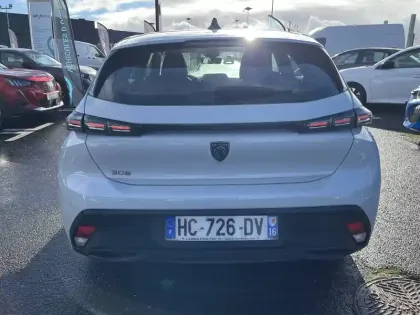 Photo 5 Peugeot 308  Hybrid 136 e-DCS6