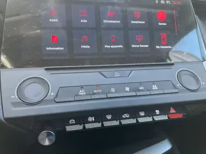 Photo 20 Peugeot 308  Hybrid 136 e-DCS6