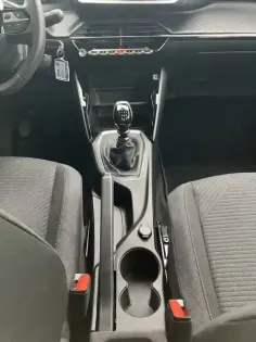 Photo 18 Peugeot 2008  100 S&S BVM6