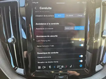 Photo 38 Volvo Xc60  T6 AWD Hybride rechargeable 253 ch+145 ch Geartronic 8