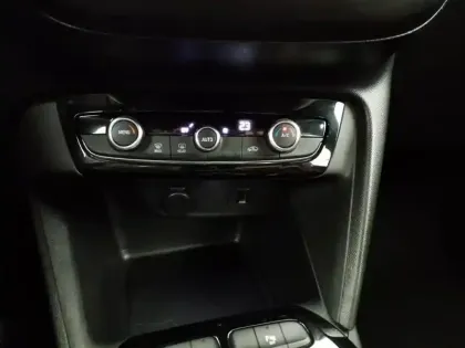 Photo 12 Opel Corsa  Electrique 136 ch & Batterie 50 kWh GS Line