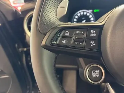 Photo 12 Alfa Romeo Stelvio  2.2 Diesel 210ch Veloce Q4 AT8
