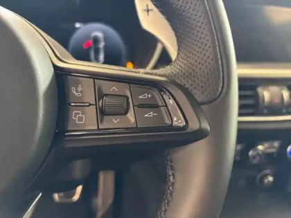 Photo 13 Alfa Romeo Stelvio  2.2 Diesel 210ch Veloce Q4 AT8