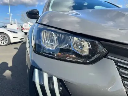 Photo 36 Peugeot 208  100 S&S BVM6