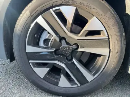 Photo 33 Peugeot 208  100 S&S BVM6