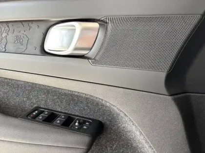 Photo 29 Volvo Ex40  Single Extended Range 252 ch 1EDT