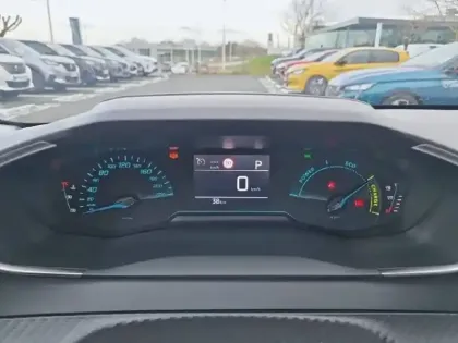Photo 29 Peugeot 208  Hybrid 100 e-DCS6