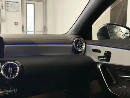 Photo 44 Mercedes CLA  Shooting Brake 250 e 8G-DCT