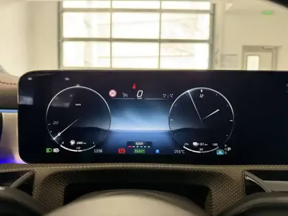 Photo 37 Mercedes CLA  Shooting Brake 250 e 8G-DCT