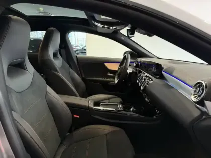 Photo 54 Mercedes CLA  Shooting Brake 250 e 8G-DCT