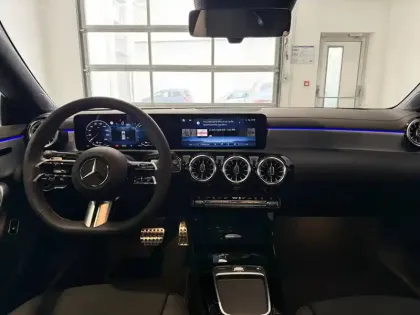 Photo 56 Mercedes CLA  Shooting Brake 250 e 8G-DCT