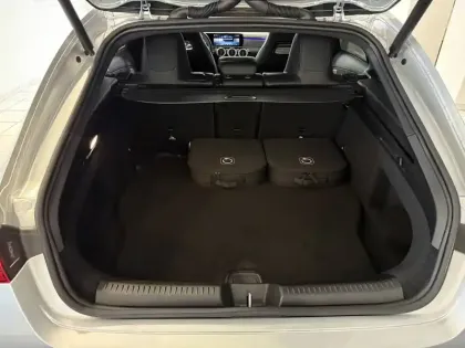 Photo 75 Mercedes CLA  Shooting Brake 250 e 8G-DCT