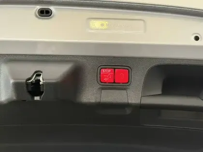 Photo 76 Mercedes CLA  Shooting Brake 250 e 8G-DCT