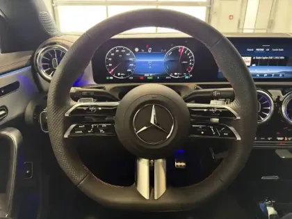 Photo 31 Mercedes CLA  Shooting Brake 250 e 8G-DCT