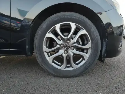 Photo 109 Mazda 2 Mazda 1.5L SKYACTIV-G 90ch BVA