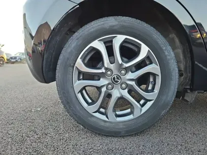 Photo 79 Mazda 2 Mazda 1.5L SKYACTIV-G 90ch BVA