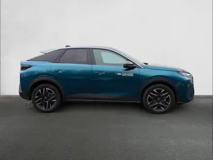 Photo 23 Peugeot 3008  Hybrid 136 e-DCS6