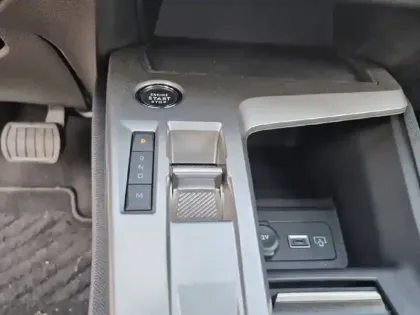 Photo 33 Peugeot 308  BlueHDi 130ch S&S EAT8