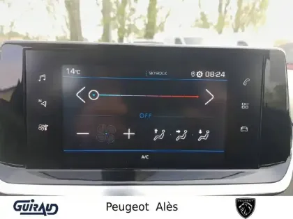 Photo 16 Peugeot 2008  PureTech 100 S&S BVM6