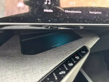 Photo 18 Peugeot 5008  Hybrid 136 e-DCS6