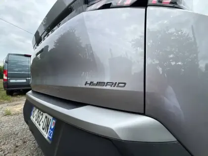 Photo 53 Peugeot 5008  Hybrid 136 e-DCS6