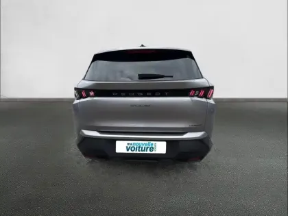 Photo 31 Peugeot 5008  Hybrid 136 e-DCS6