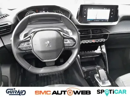 Photo 7 Peugeot 2008  PureTech 130 S&S EAT8