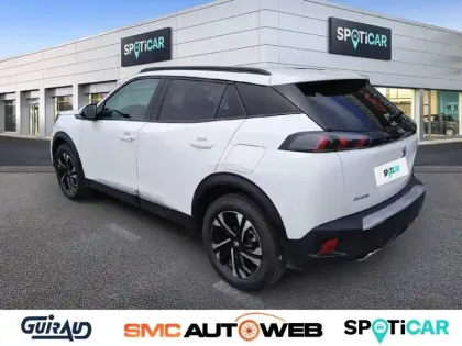 Photo 6 Peugeot 2008  PureTech 130 S&S EAT8