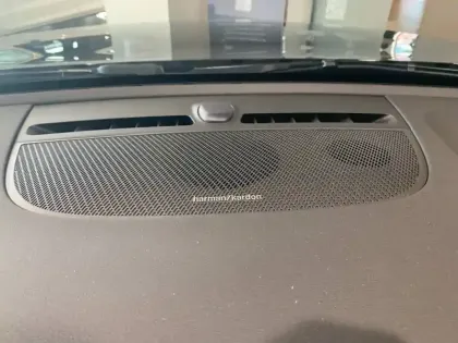 Photo 52 Volvo Ex40  Single 238 ch 1EDT