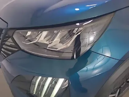 Photo 55 Peugeot 2008  Hybrid 136 e-DCS6