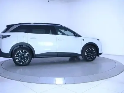Photo 44 Peugeot 5008  Hybrid 136 e-DCS6