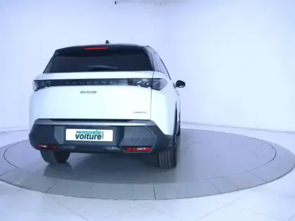 Photo 46 Peugeot 5008  Hybrid 136 e-DCS6