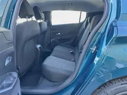 Photo 11 Peugeot 308  BlueHDi 130ch S&S EAT8