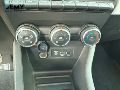 Photo 17 Renault Clio  TCe 90