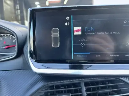 Photo 17 Peugeot 2008  100 S&S BVM6