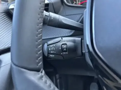 Photo 18 Peugeot 2008  100 S&S BVM6