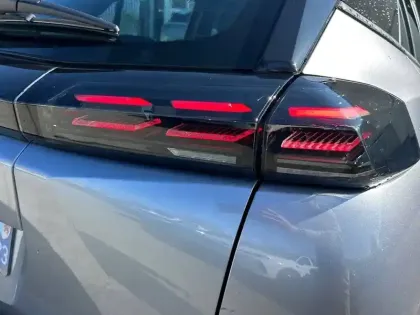 Photo 16 Peugeot 2008  100 S&S BVM6