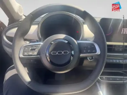 Photo 11 Fiat 600  1.2 Hybrid 100ch La Prima DCT6