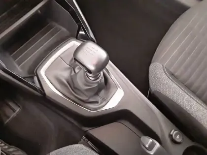 Photo 15 Peugeot 208  PureTech 100 S&S BVM6